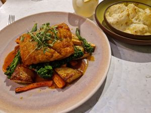 The Dukes Wellington with a side of cauliflower cheese at Stem & Glory in Cambridge