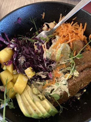 Ich habe vergessen am Anfang ein Foto zu machen. Deshalb ist schon einiges weggegessen   at Slunce in Ceske Budejovice