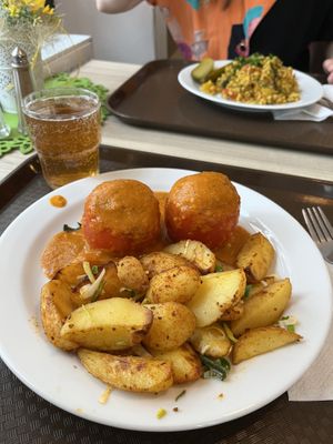 Stuffed tomatoes and wedges   at Slunce in Ceske Budejovice