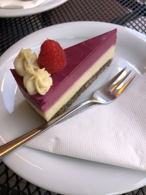 Raw „mascarpone“ cake   at Slunce in Ceske Budejovice