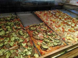 PIZZE at Hank Vegan Pizza in Paris