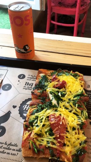 Pizzaaaaa at Hank Vegan Pizza in Paris