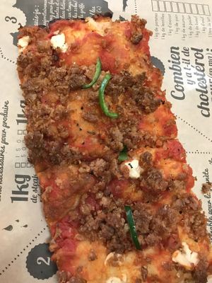 This pizza needed more cheese... at Hank Vegan Pizza in Paris