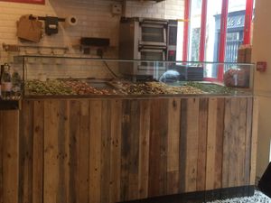 The pizzas of the day. at Hank Vegan Pizza in Paris