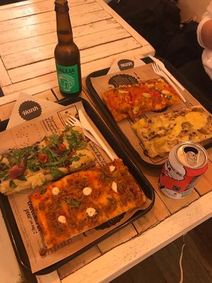 All this for 24€ :) at Hank Vegan Pizza in Paris