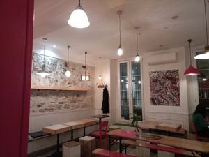 Hank pizza - Interieur at Hank Vegan Pizza in Paris