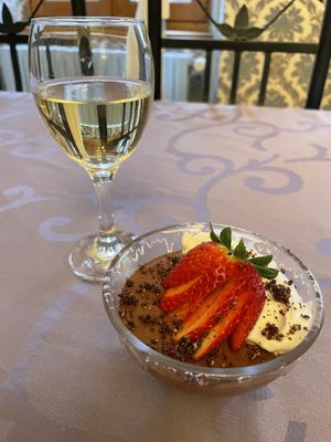   at Le Cheval Blanc  in Saint-antonin-noble-val