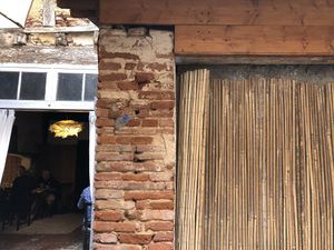 Dans le patio  at Namasthe in Montauban