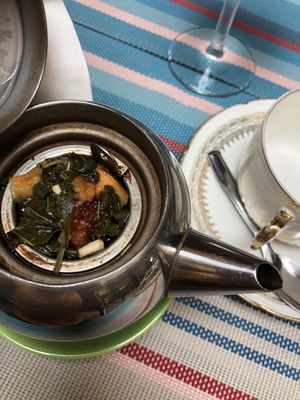 Thé « bouquet fleuri »   at Namasthe in Montauban