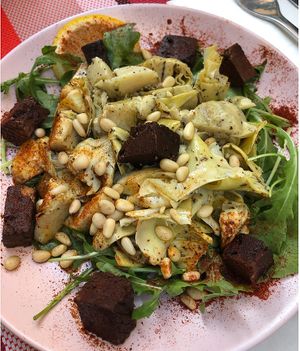 Artichoke salad at Namasthe in Montauban