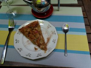 tarte rhubarbe  at Namasthe in Montauban