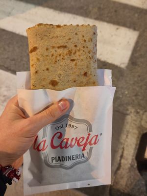 Approximate size, relatively big at La Caveja in Trieste