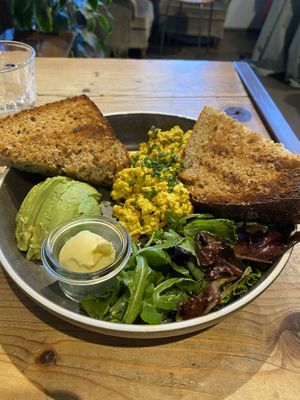 Scrambled tofu with a side of avocado   at Schwätzer & Söhne in Giessen