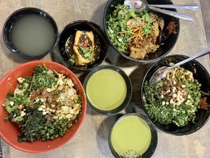 The best thunder tea rice I can ever find! Fresh and organic ingredients at a reasonable price. at FIREFLY 萤火虫 by Thunder Tree in Central Singapore