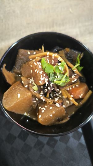 Raddish rábano at FIREFLY 萤火虫 by Thunder Tree in Central Singapore