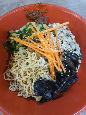 Mushroom kolo mee at FIREFLY 萤火虫 by Thunder Tree in Central Singapore