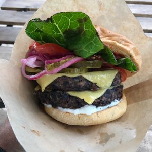 double cheeseburger at Jänö in Helsinki