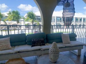  at Island Raw in Providenciales