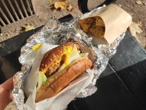 Cheese burger and nuggets at Hood - Konyushennaya in St Petersburg