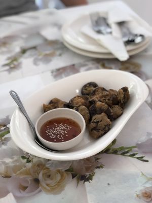 Crispy shiitake mushrooms at My Home Cafe & Vegetarian in Chiang Mai