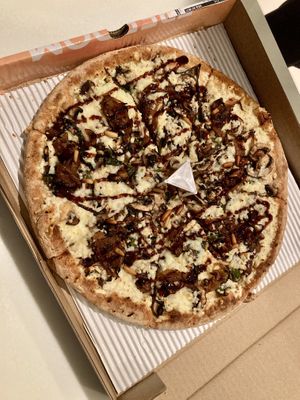 Vegan Love
Vinegar Balsamic Glaze, Truffle Oil, Spinach, Brown Mushroom, Caramelized Onion, Pine Nuts, Basil, Garlic, Vegan Cheese, Herbs infused oil  at Freedom Pizza in Dubai