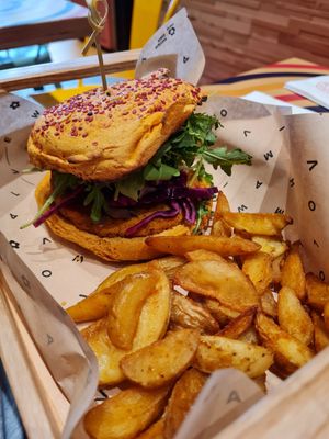 Botanical burger with pumpking burger and mushrooms at Flower Burger in Monza