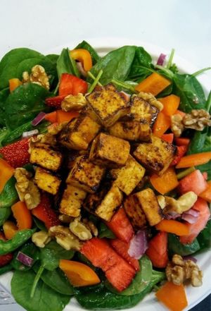 Salad of the day with grilled tofu at Hettie's Delites in Rochester