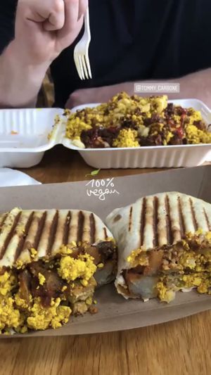 VG breakfast garbage plate and breakfast burrito at Hettie's Delites in Rochester