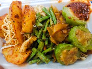 Take away mixed noodles and kway teow with 3 dishes $3 only at Healthy Vegetarian 健康素食 - Whampoa in Central Singapore