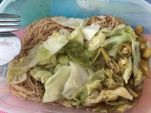 Takeaway vegetarian bee hoon with cabbage only at Su Shi Yuan 素食园 - Tampines in East Singapore