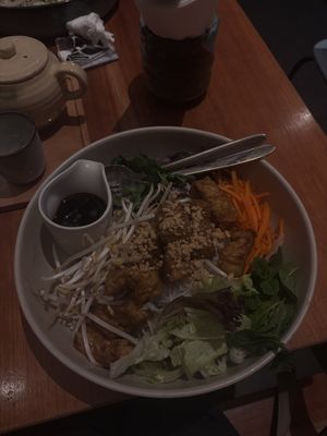 vegan noodle salad  at Vi Pho in Frankfurt