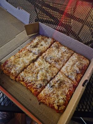  at Tampa Pizza Company in Tampa