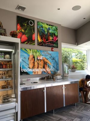 Decor at Organika Kitchen in Southport