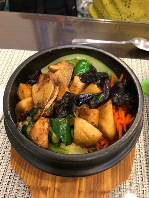 3 cup mushrooms over quinoa rice  at Vita Bella - Lu Miao in Taipei