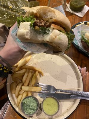   at Burger Green  in Pereira