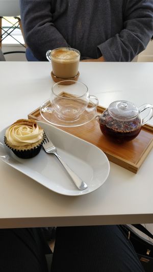 Chai latte cupcakes and berry hibiscus tea at Blanche Bakery in Cardiff