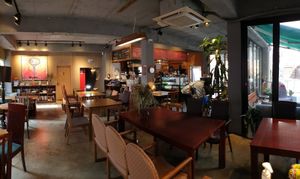 nice big space at Slunch Factory - 슬런치 팩토리 in Seoul