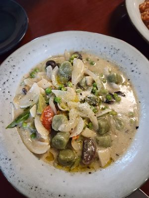  at Slunch Factory - 슬런치 팩토리 in Seoul