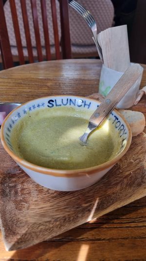 Broccoli and asparagus soup with ciabatta bread and pickles on the side. 9500kw at Slunch Factory - 슬런치 팩토리 in Seoul