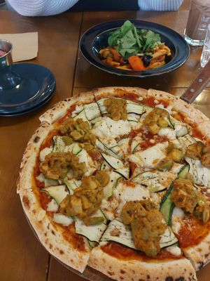  at Slunch Factory - 슬런치 팩토리 in Seoul