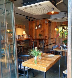  at Slunch Factory - 슬런치 팩토리 in Seoul