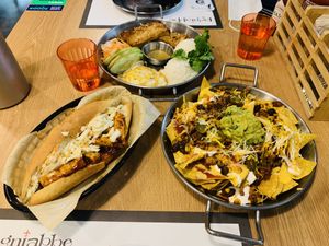 Clockwise(Top): VT Com Dau Hua, VT lagniappe Nachos, VT BBQ Po’Boy at Lagniappe in Seongnam