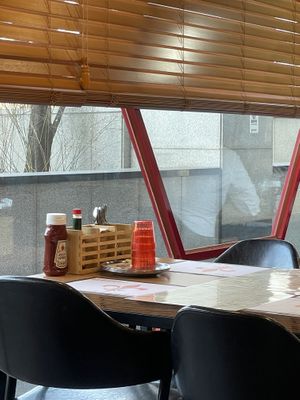 Seats on window side  at Lagniappe in Seongnam