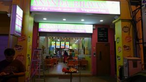 shop front at Ananda Bhavan - 448 Serangoon Rd in Central Singapore