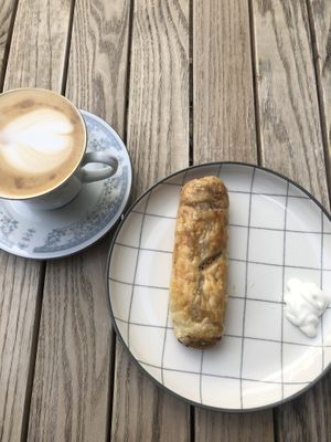 Currywurst with vegan mayo and oat flat white at Tofurei in Norwich