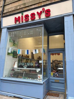 Missy's street view of exterior at Missy's Vegan Cupcakes in Edinburgh