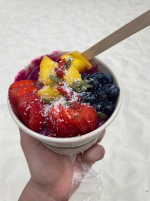 Mermaid bowl  at Eduardo's Beach Shack in Palm Beach