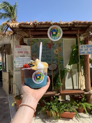 😻 at Eduardo's Beach Shack in Palm Beach