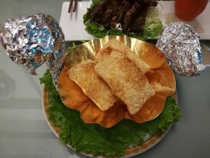 Shrimp rolls at Zhòng Liú SùShí 眾流素食 in Taipei