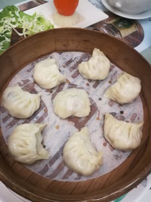 Steamed dumpling at Zhòng Liú SùShí 眾流素食 in Taipei